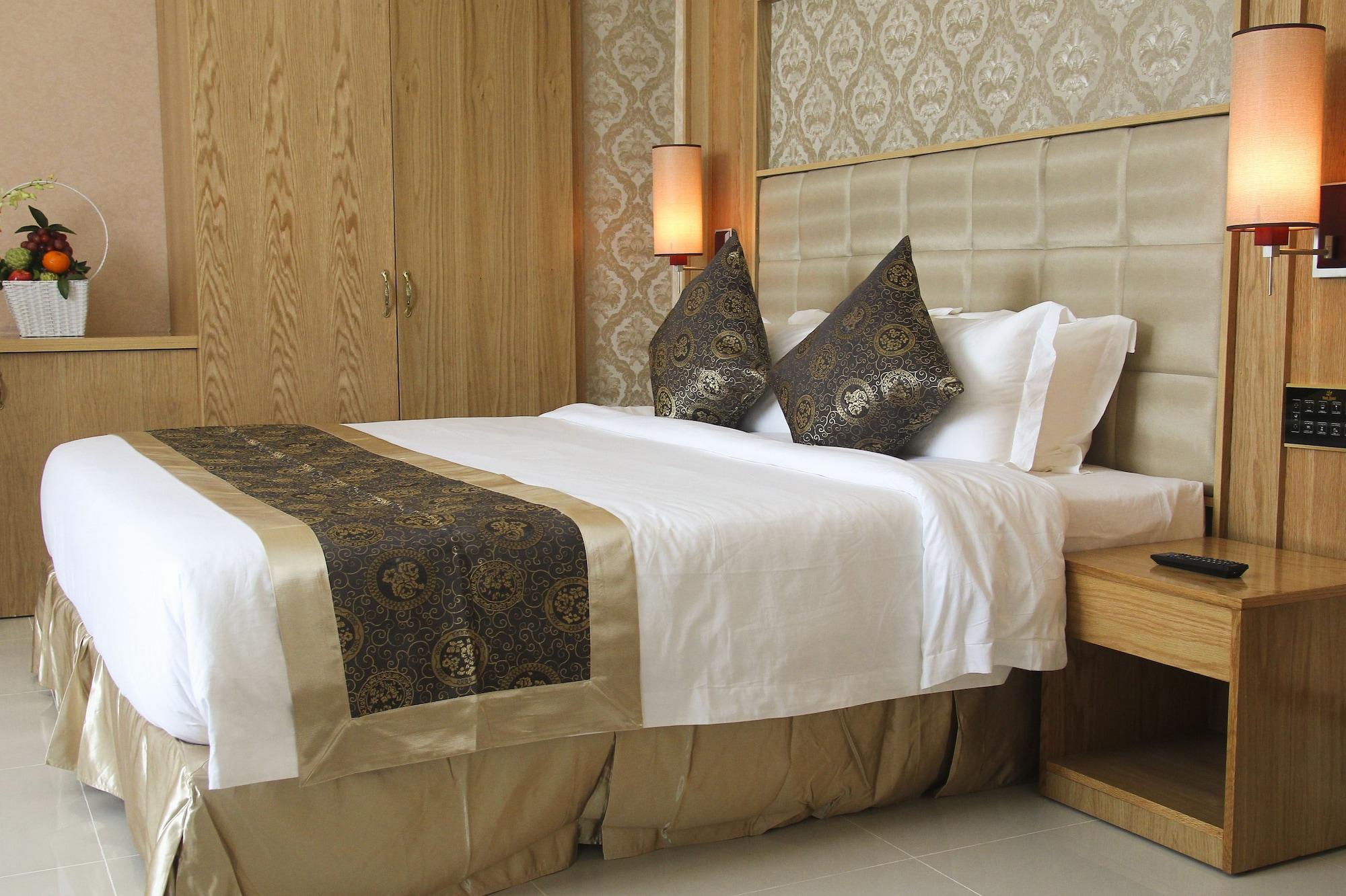 West Hotel Кантхо Экстерьер фото